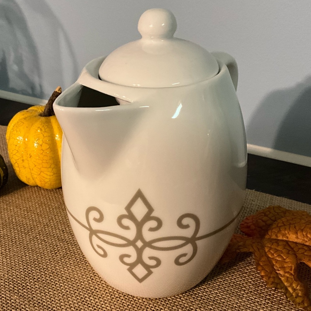 Starbucks Collectible 2015 ceramic teapot with lid - Picture 6 of 6